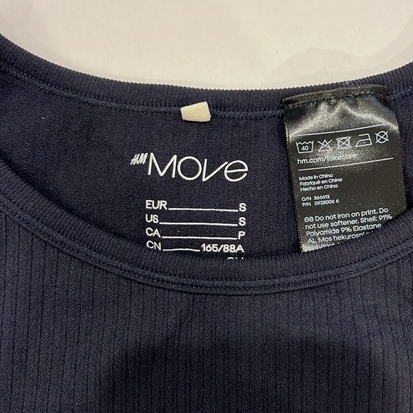 H&M move active back long sleeve crop top size small - Picture 3 of 6